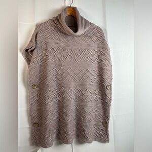 Mia & Tess Womens Knit Purple Buttons Poncho One Size NWT